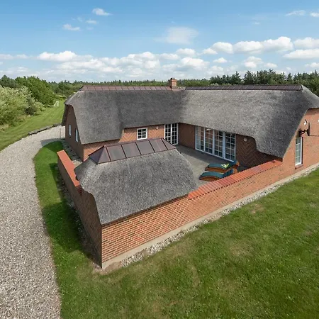 Ferienhaus Jorkin - 1-8km From The Sea By Interhome *
